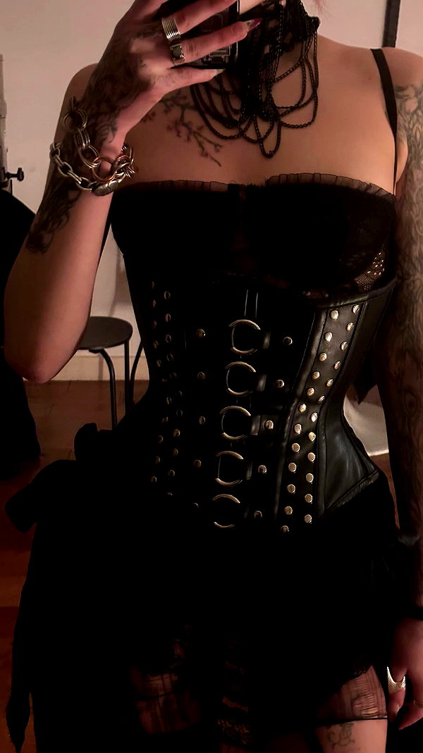 zoe.glover archive video preview