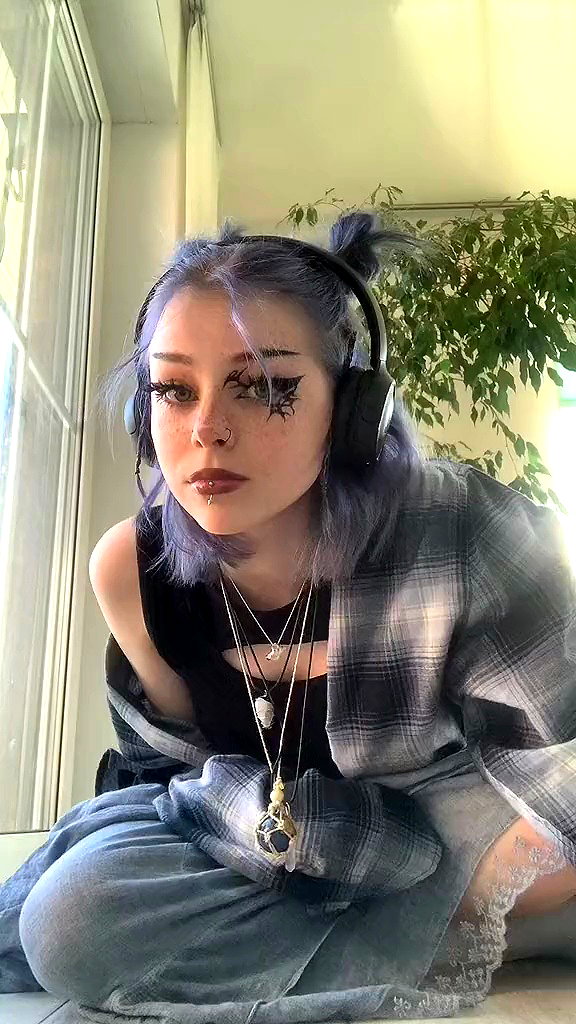 sleep.less archive video preview