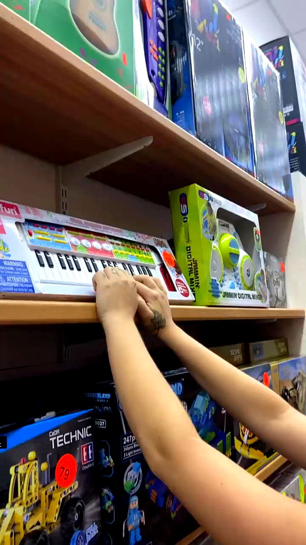 feelbetterinmysweater archive video preview