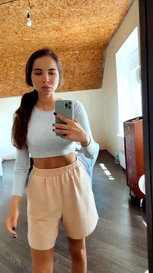 nyityam archive video preview