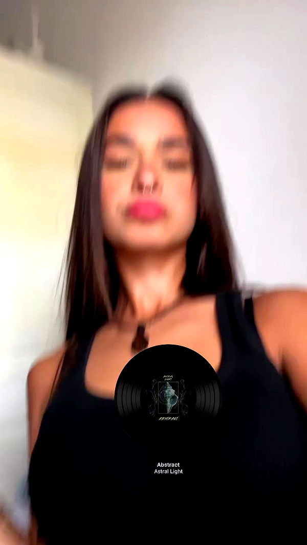 yulialam__ archive video preview