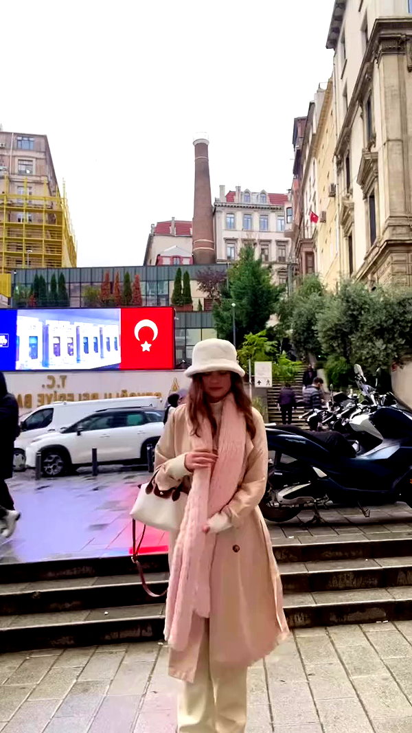 beyzapehlivanogluu archive video preview