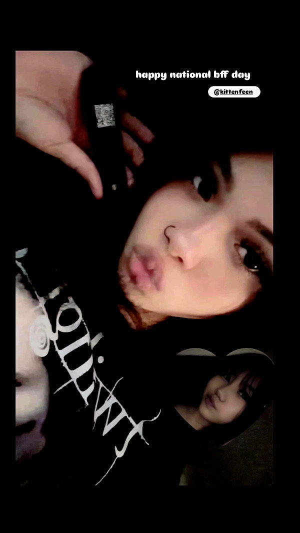 ilikesleepin_g archive video preview