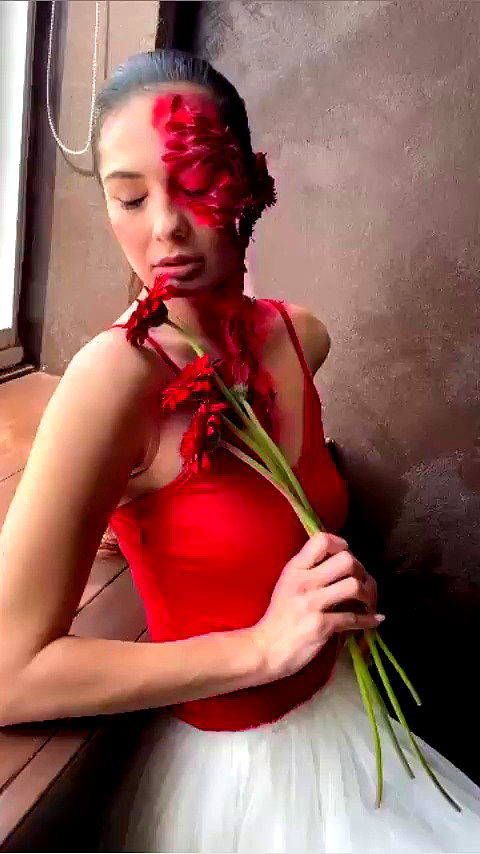 malviemag archive video preview