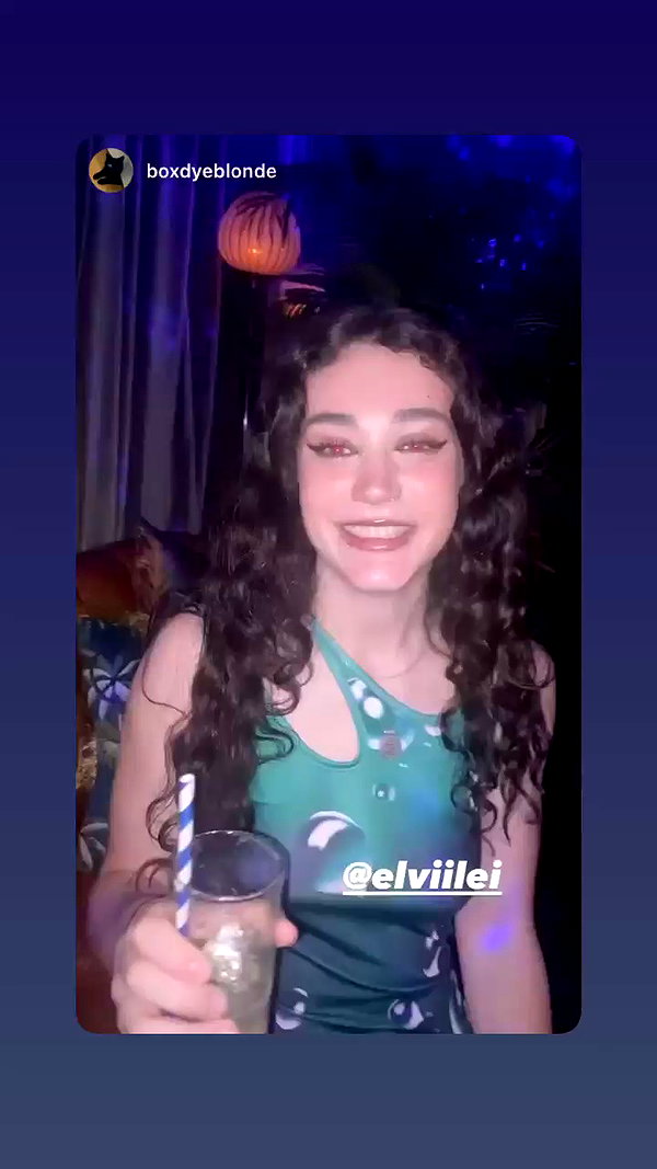 sorryiatetheapple archive video preview