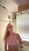 b0mbette Altpins Profile Picture
