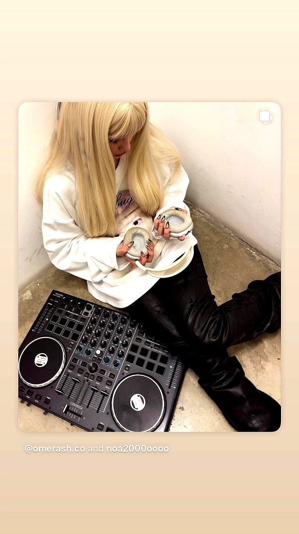noa2000oooo archive video preview