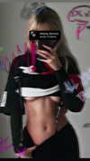 elena_blur Altpins Profile Picture
