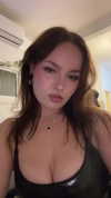 lizi.nazara Altpins Profile Picture