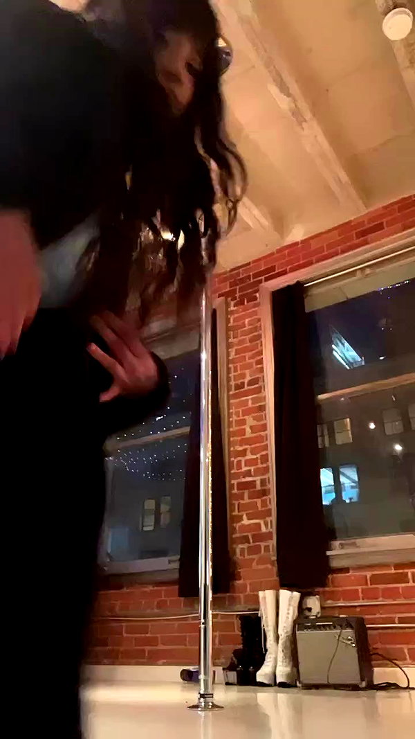 vanessa.julienne archive video preview