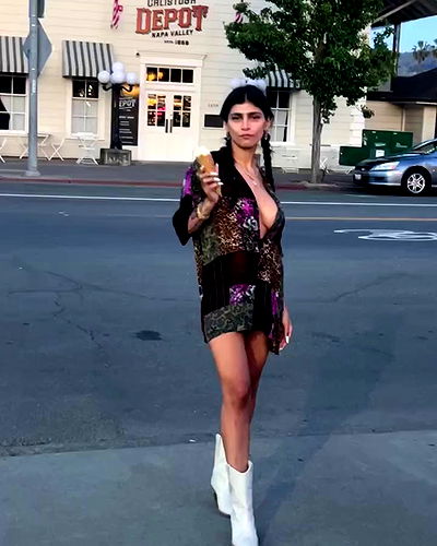 miakhalifa miakhalifa archive video