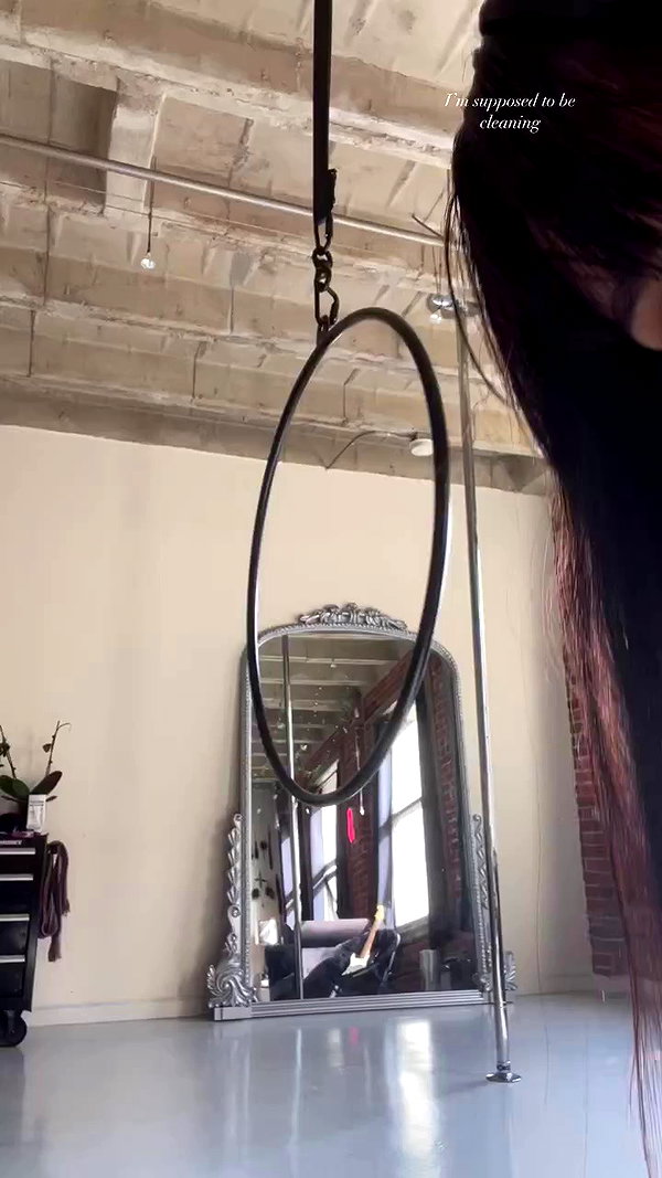vanessa.julienne archive video preview