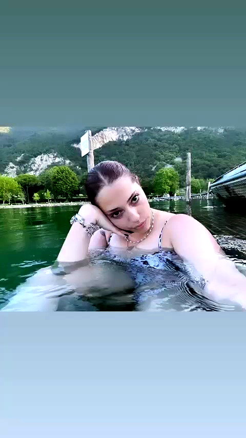 noa_mastitz archive video preview