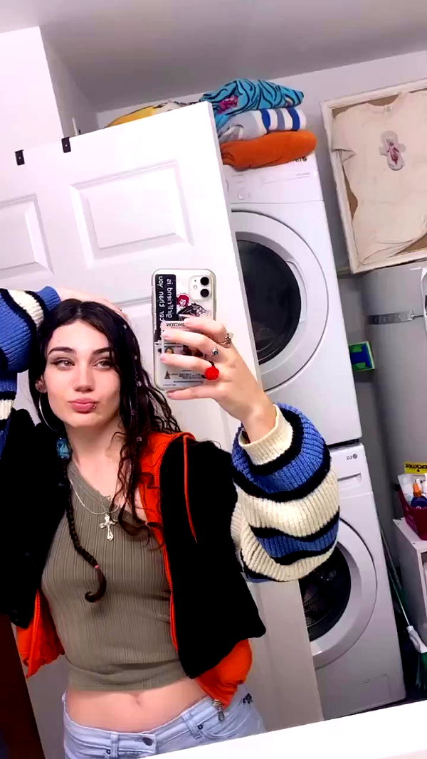 sorryiatetheapple archive video preview