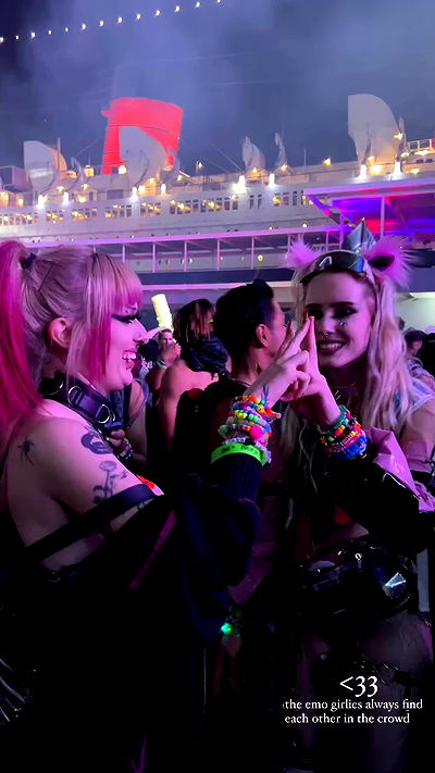 nikkibitez nikkibitez archive video