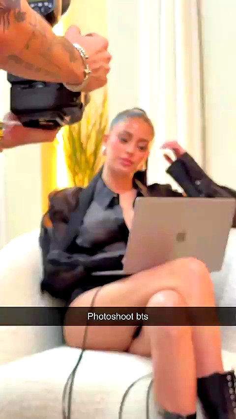 camilla_classy archive video preview