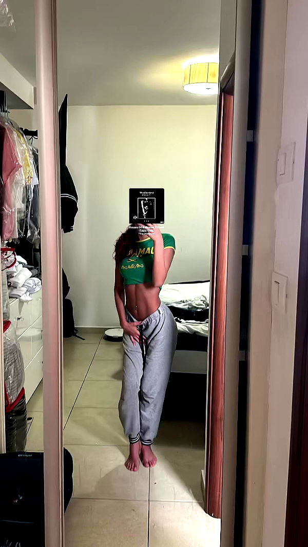 _lil_noa_ archive video preview