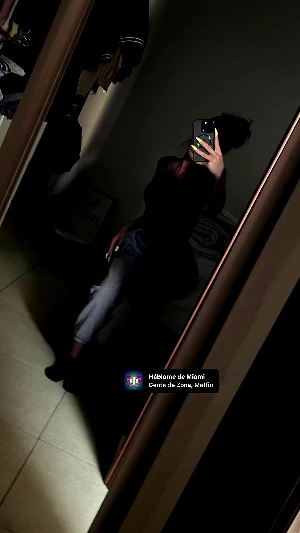 _lil_noa_ archive video preview