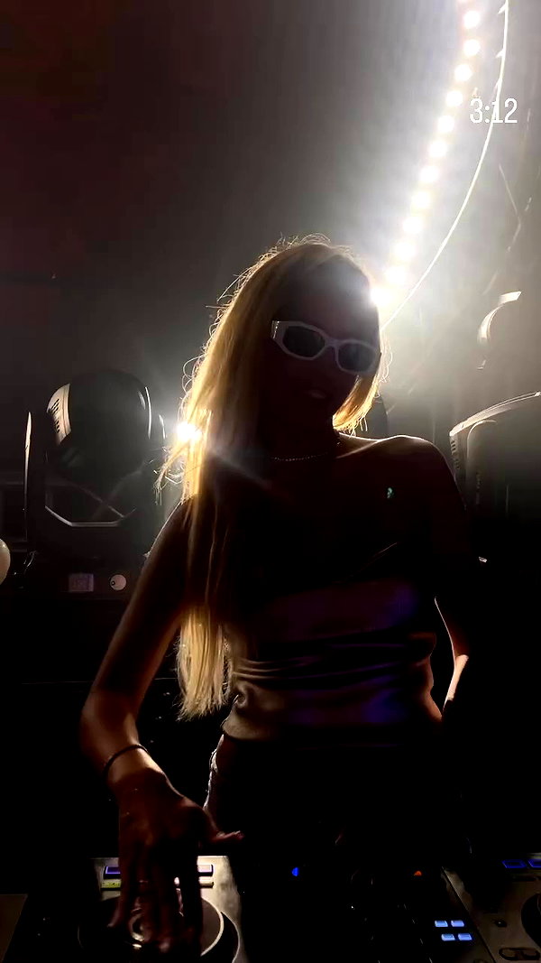 karina_shalev archive video preview