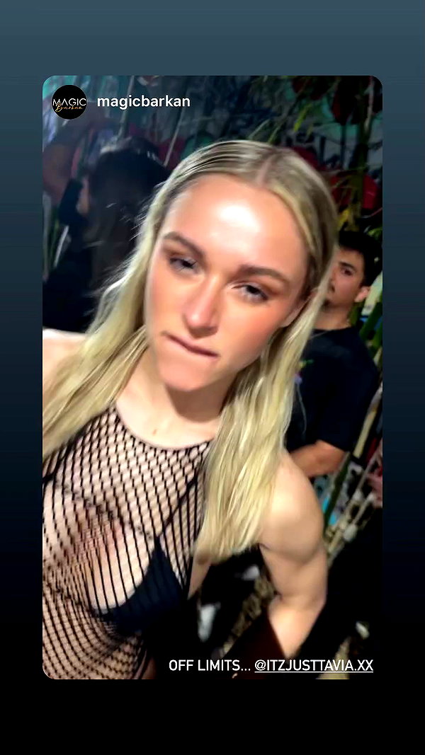 itzjusttavia.xx archive video preview