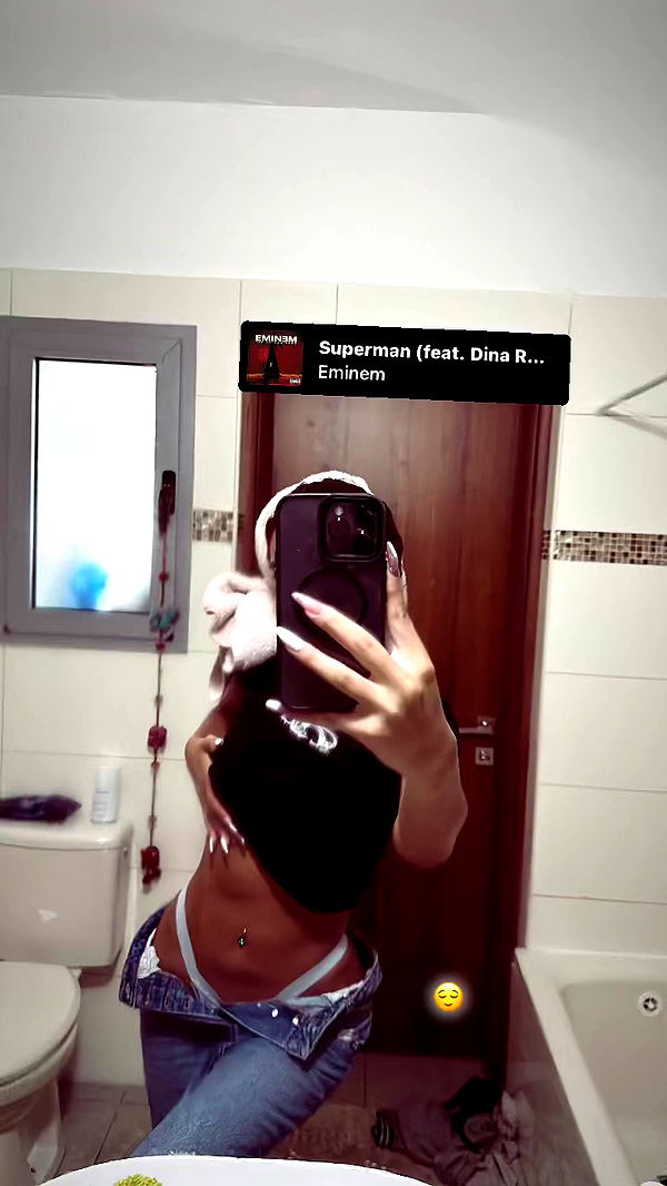 _lil_noa_ archive video preview