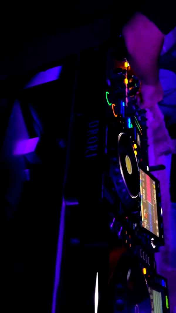 everyonelovessi archive video preview