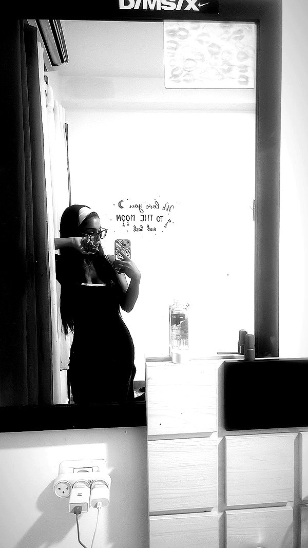 odeliapaltielov archive video preview