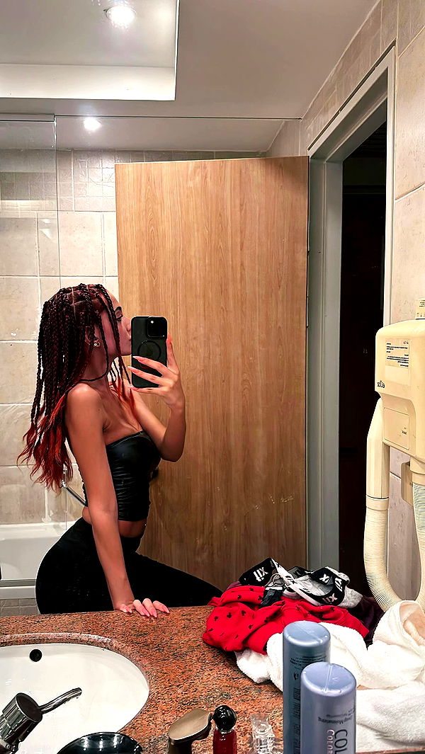 _lil_noa_ archive video preview