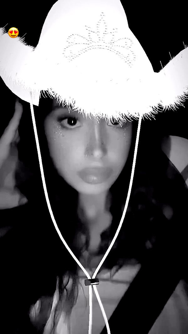 _lil_noa_ archive video preview