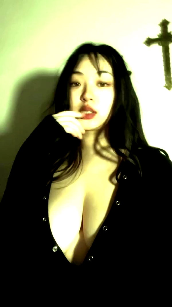 sky_laar_ archive video preview