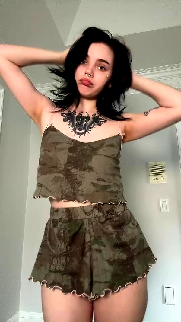 xowiejones archive video preview