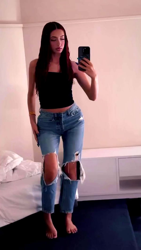 _lil_noa_ archive video preview