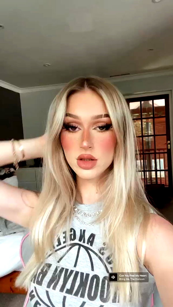 elena_blur archive video preview