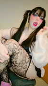 karemy.chi Altpins Profile Picture