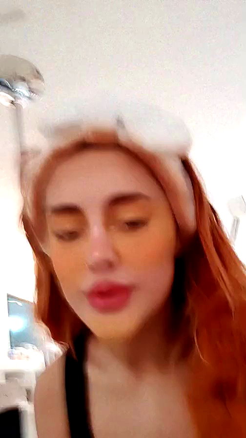 tired_lost.lizi archive video preview