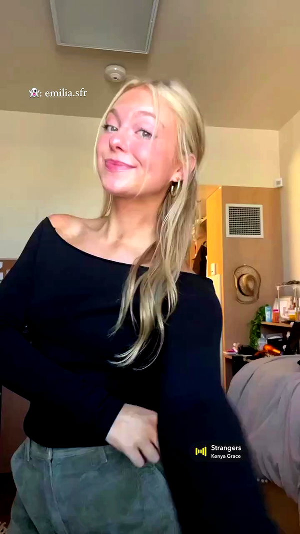 emiliaaa.sfr archive video preview