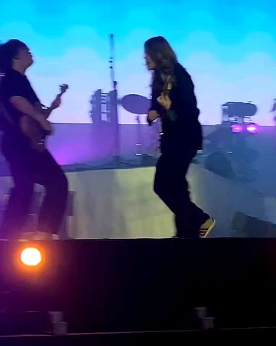 feelbetterinmysweater feelbetterinmysweater archive video