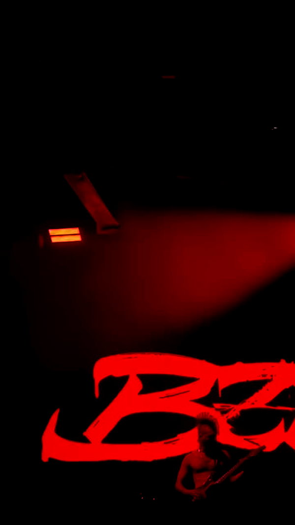 liiuuarr archive video preview
