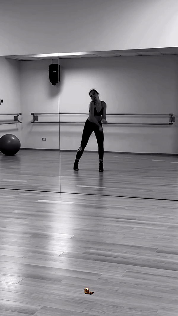 ariannachiaravalle_ archive video preview