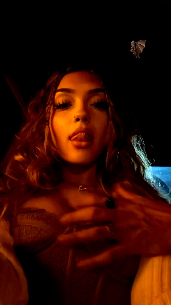 v.qx archive video preview