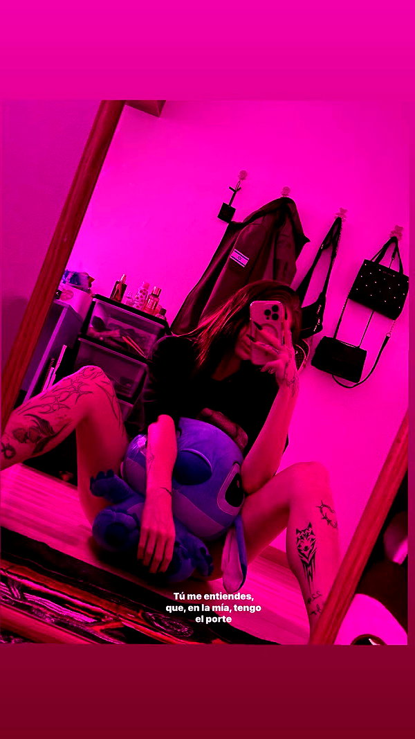 bitch_tattooist_17 archive video preview