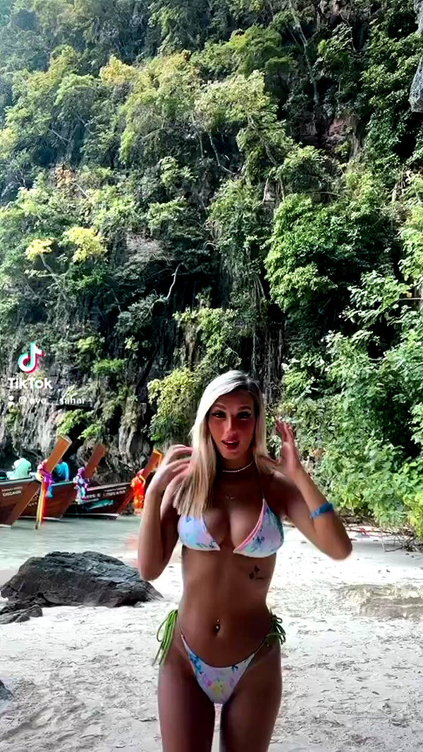eve__sahar archive video preview