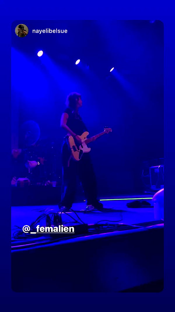 _femalien archive video preview