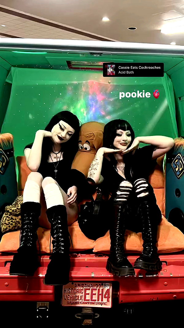 koolthinggg archive video preview