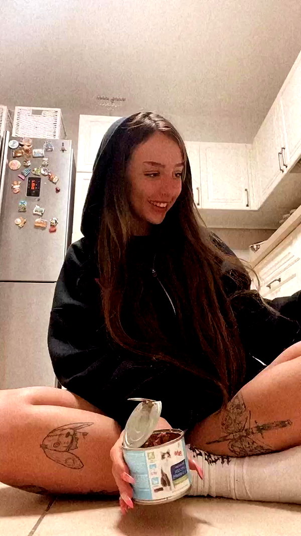 karin_orhov archive video preview