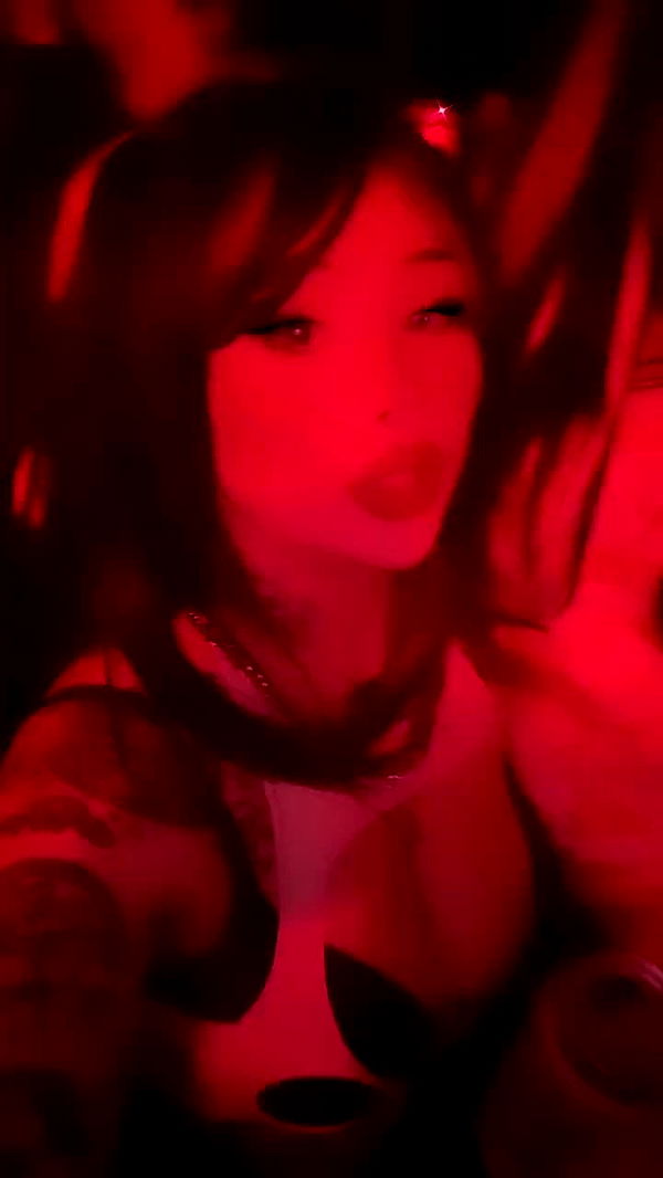 zommmbri archive video preview