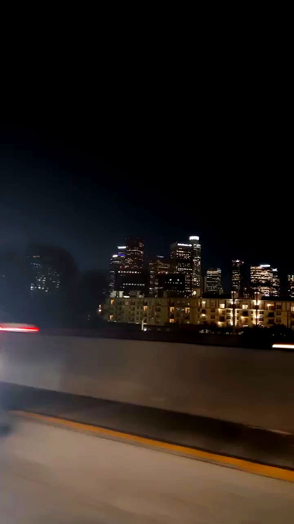 zommmbri archive video preview