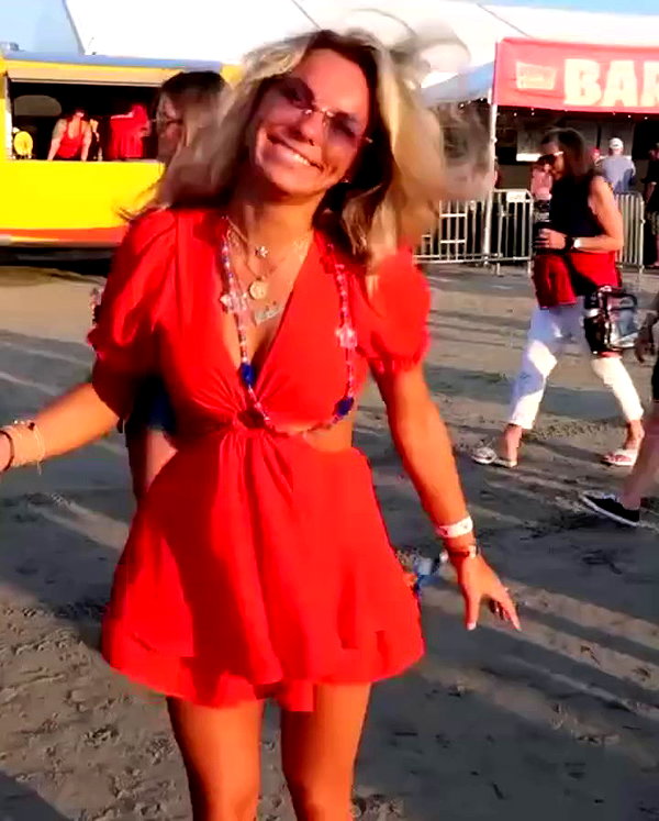 skydavisson_ archive video preview