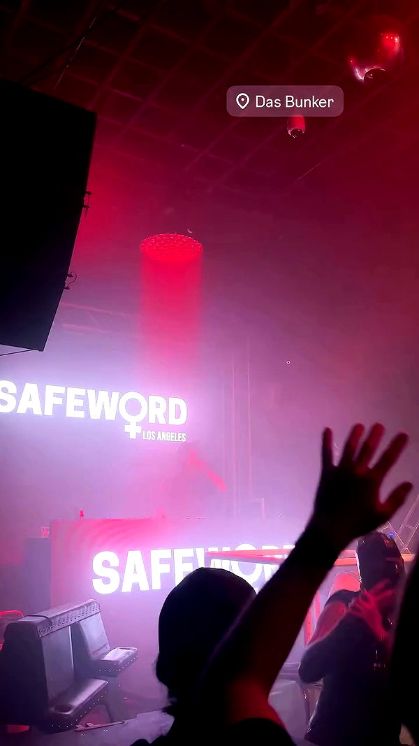 carolinesometimes archive video preview