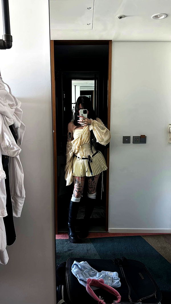 laurinchhhe archive video preview